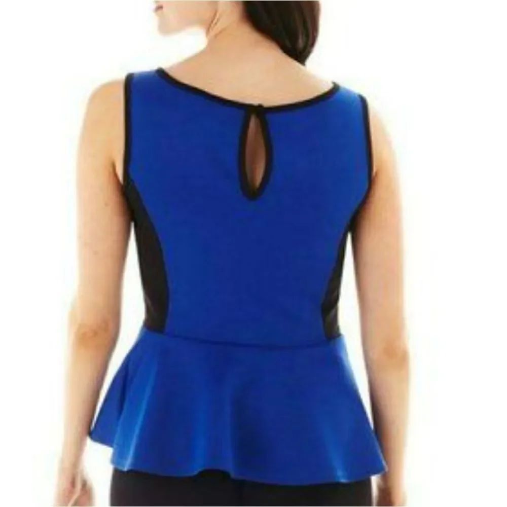 BRAND NEW VIBE SLEEVELESS KEYHOLE DESIGN WITH MESH LACE TOP